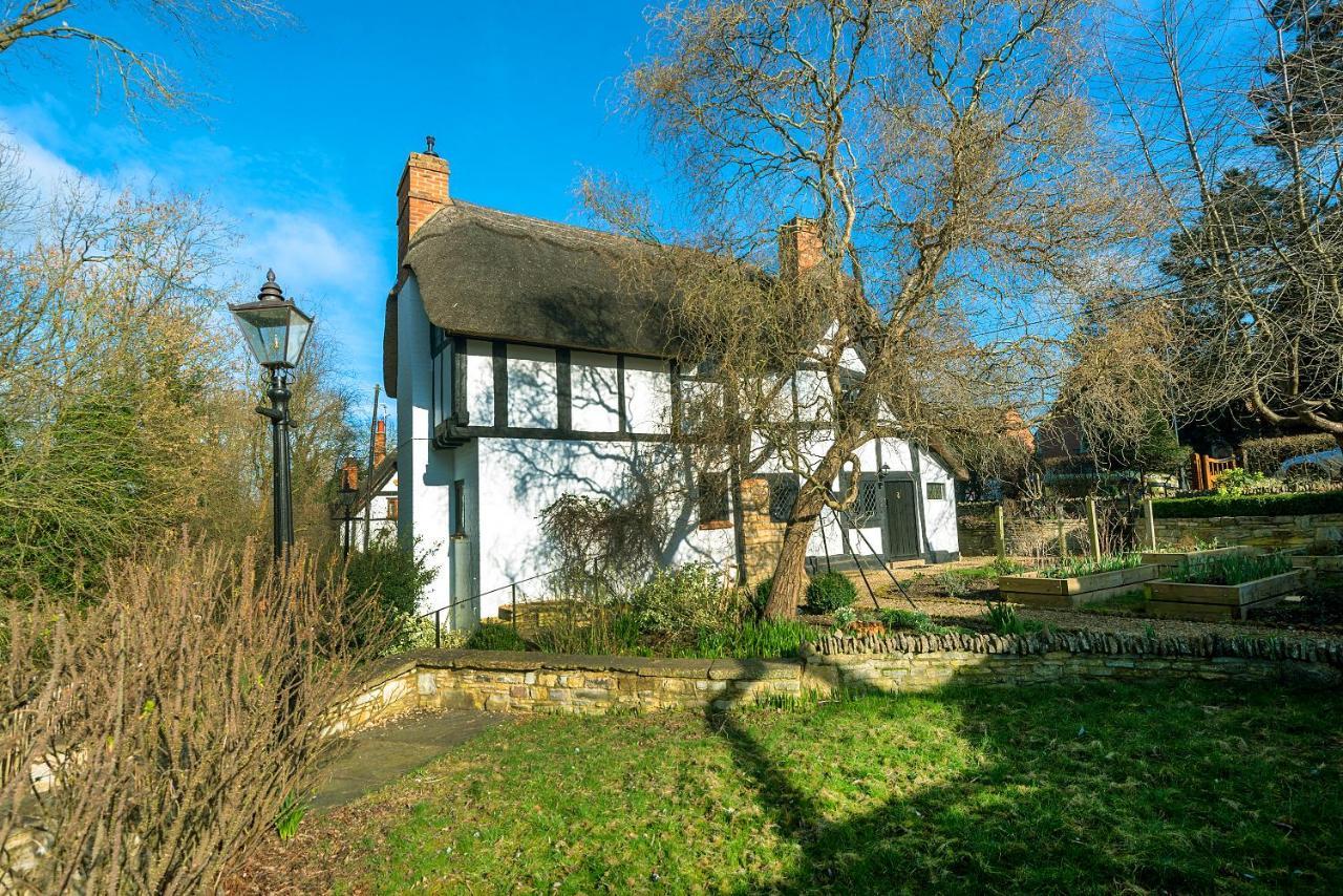 Burnside Hotel Stratford-upon-Avon Exterior foto